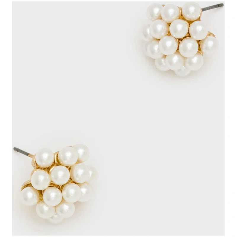 NALI Lobe earrings with white pearls