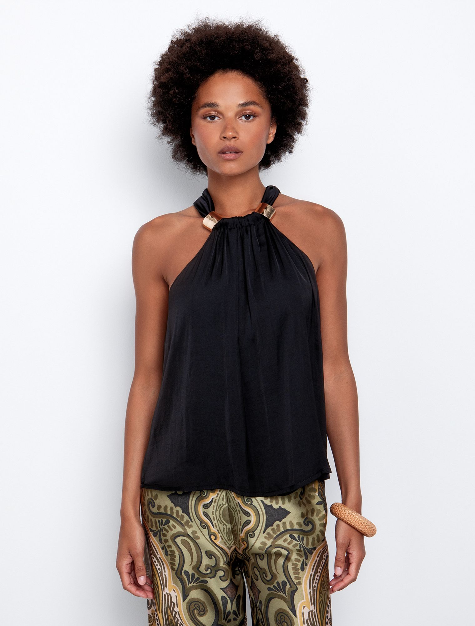 TOI MOI Top with metallic elements