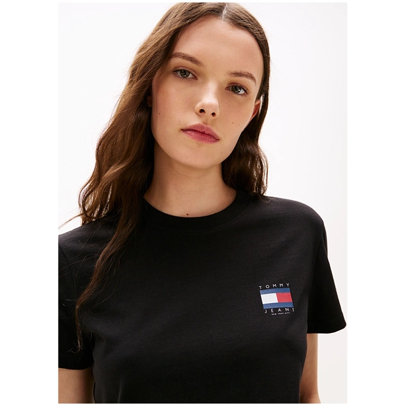 TOMMY JEANS Back Flag Logo T-Shirt