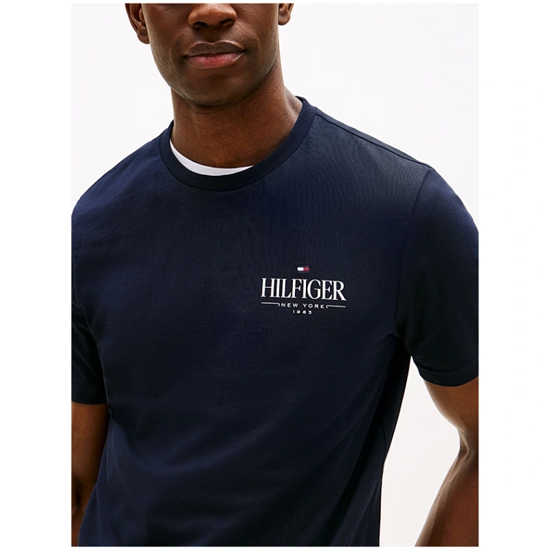 TOMMY HILFIGER Logo Crew Neck T-Shirt