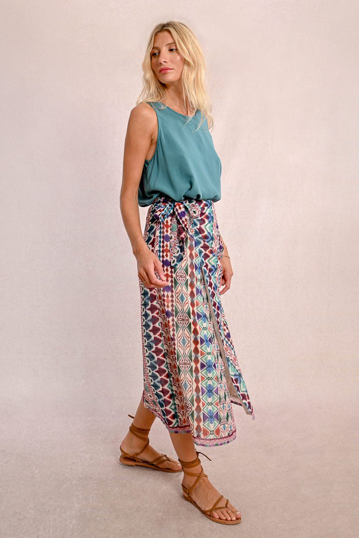 MOLLY BRACKEN Flared top